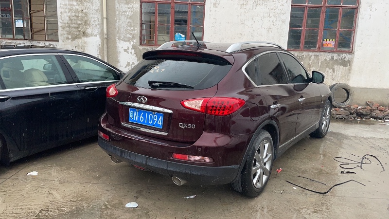 上海13年英菲尼迪QX50(進口)4