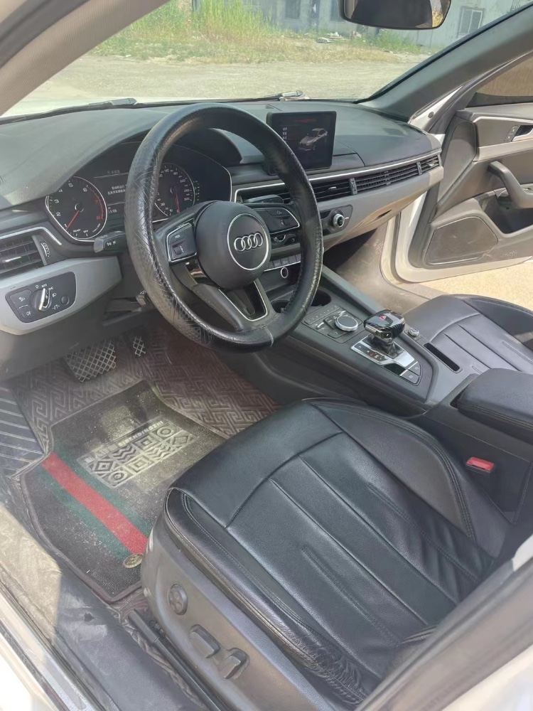 青岛17年奥迪A4L8