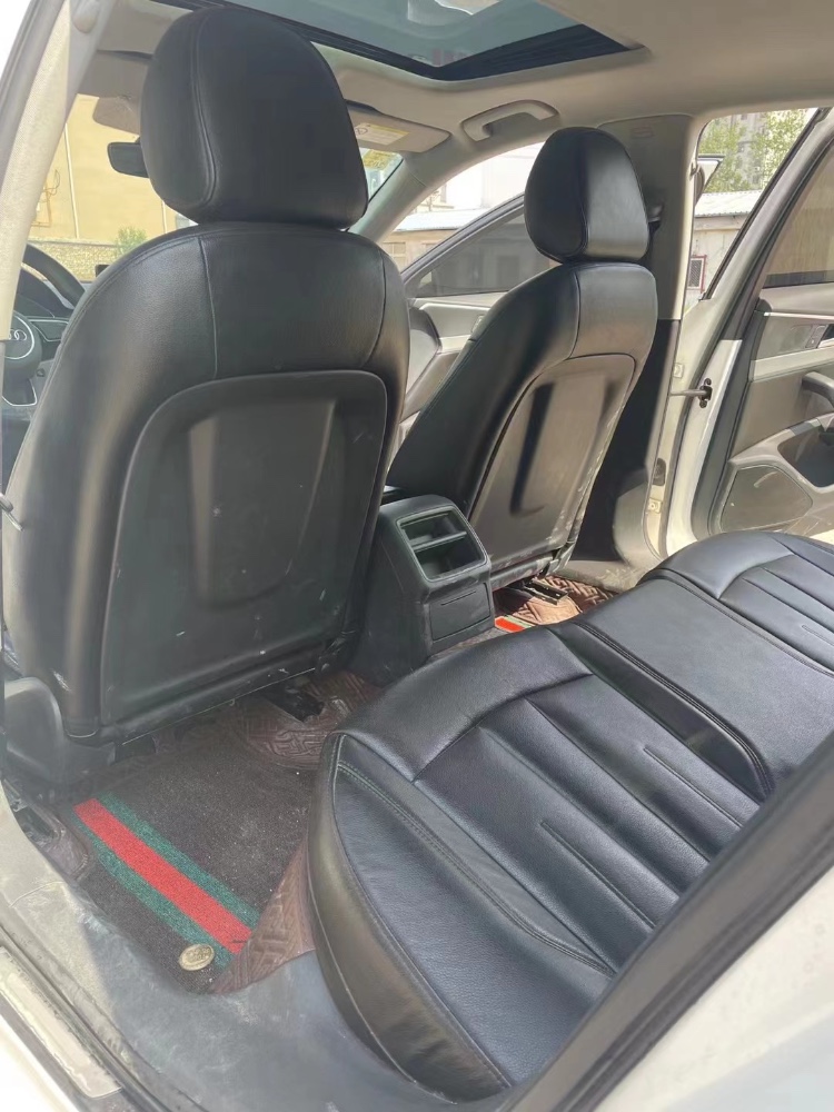 青岛17年奥迪A4L7