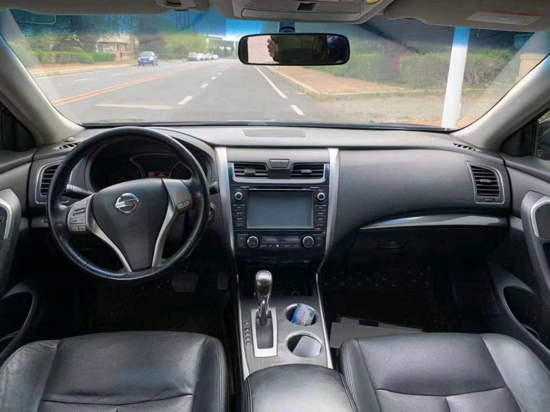 錦州13年日產天籟7