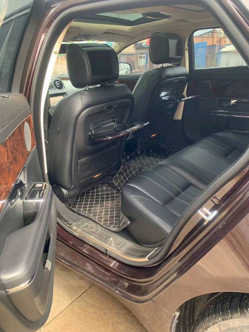 沈陽12年捷豹XJ6