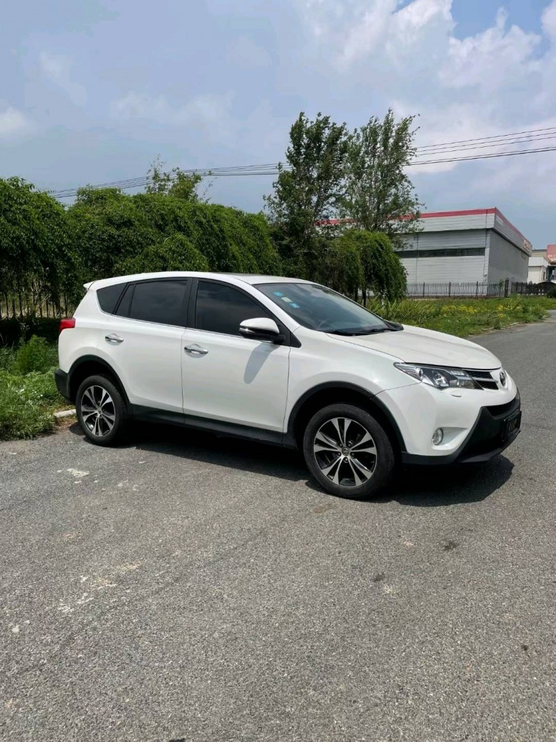 沈陽16年豐田RAV43