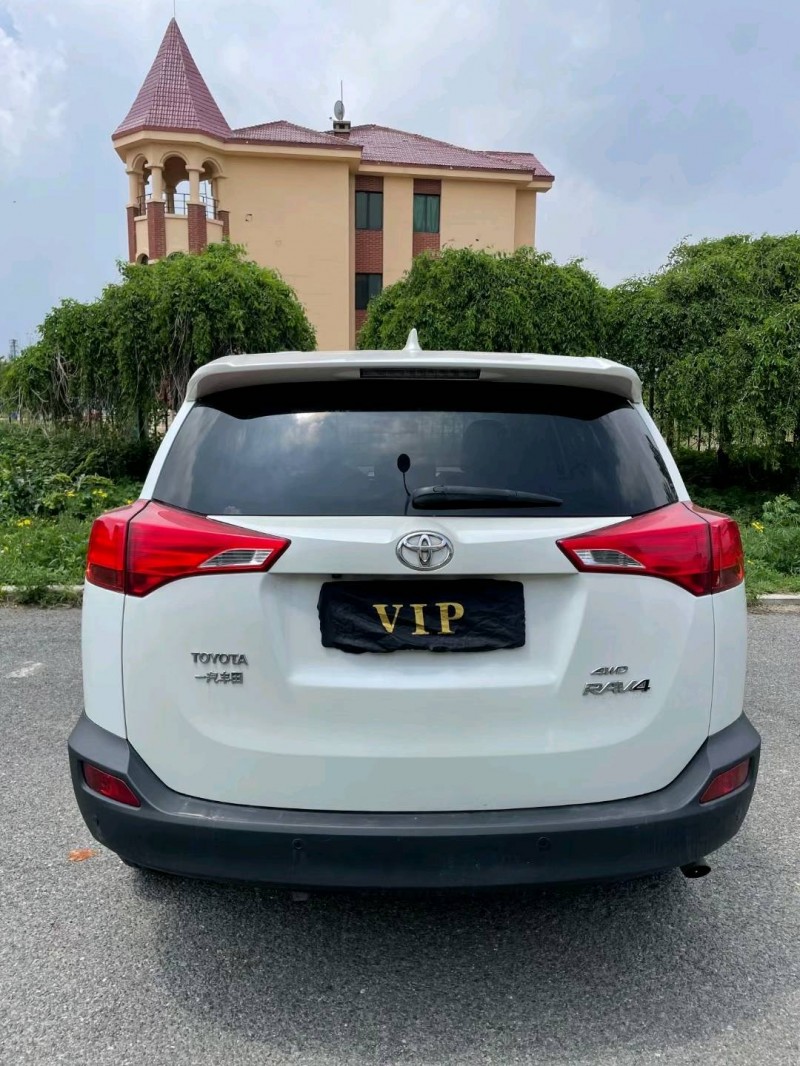 沈陽16年豐田RAV46