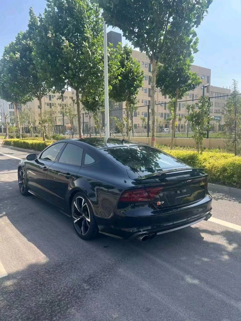 江门12年奥迪A7L4