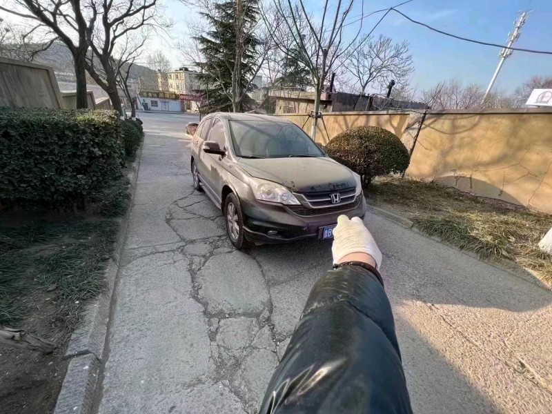 青岛12年本田CR-V2