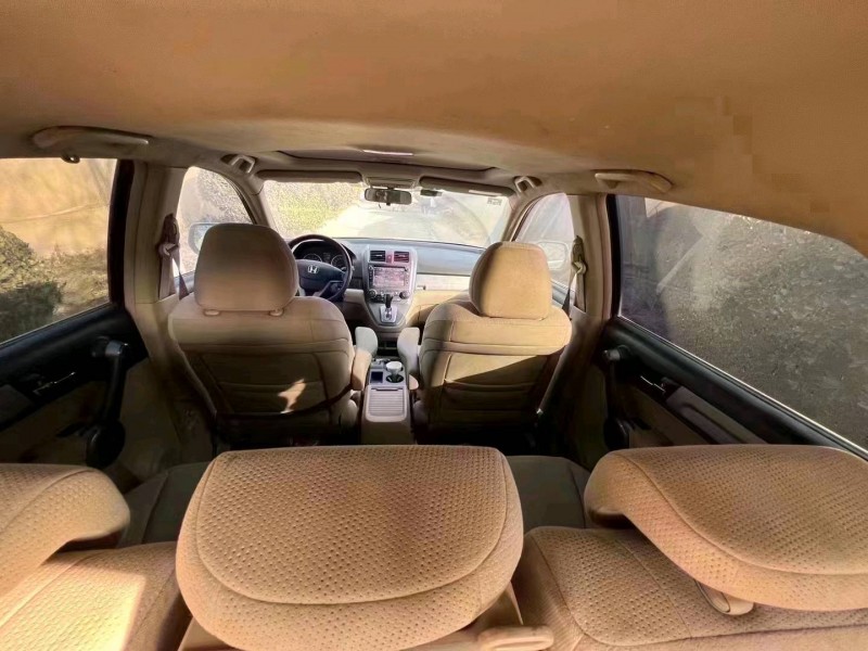 青岛12年本田CR-V4