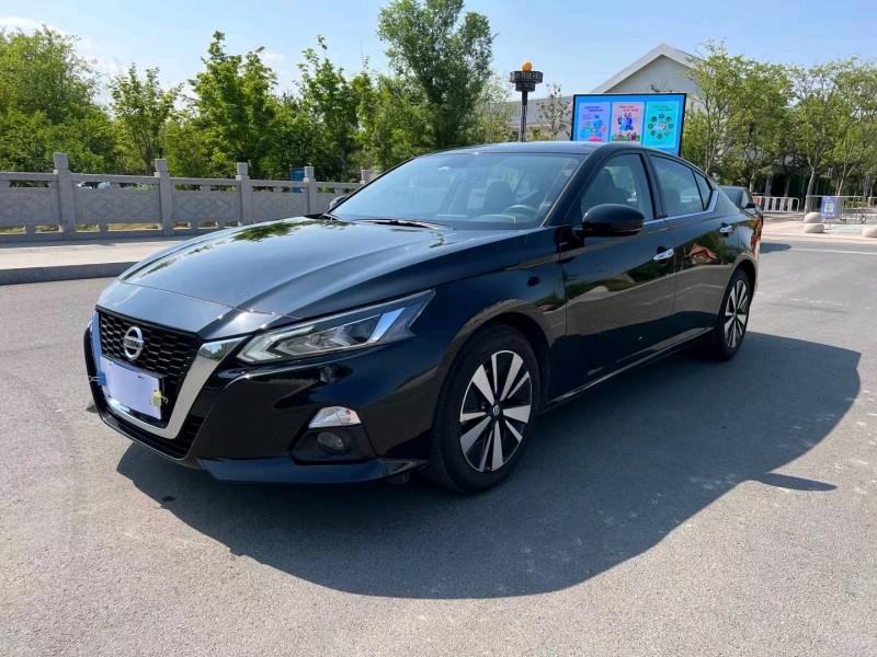 徐州21年日產天籟2
