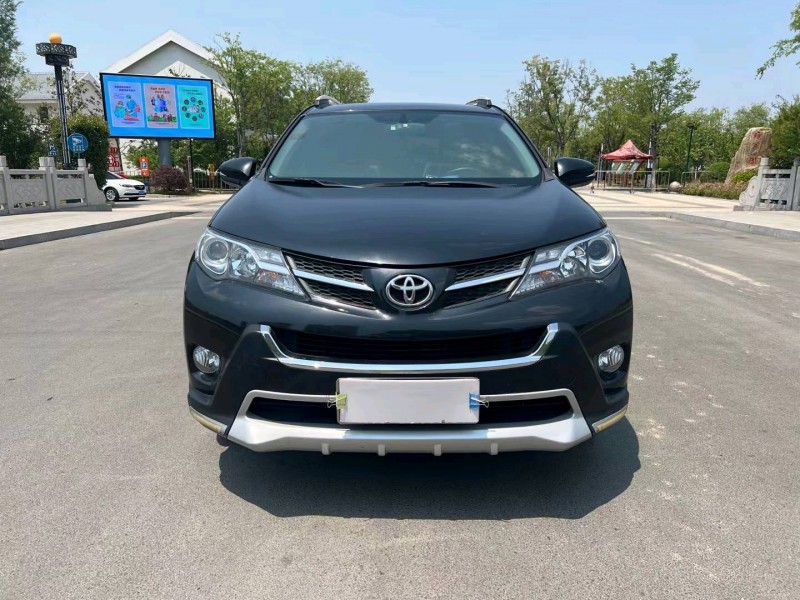 徐州14年丰田RAV41