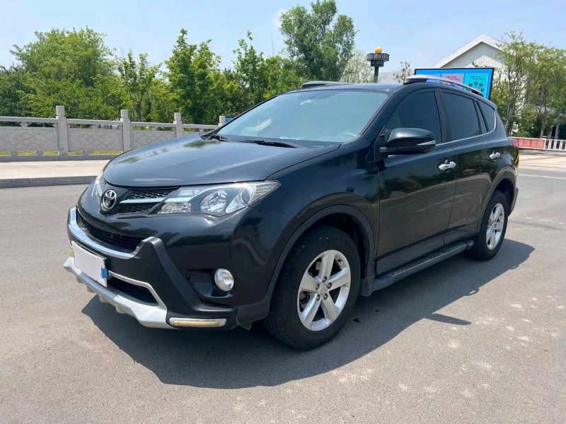 徐州14年丰田RAV42