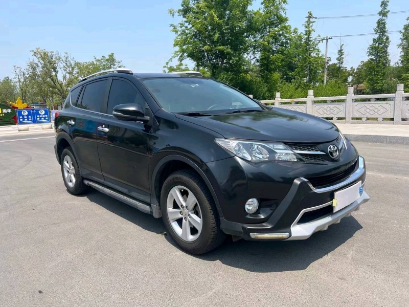 徐州14年丰田RAV43