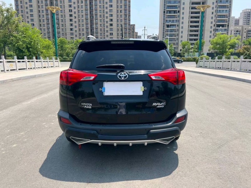 徐州14年丰田RAV45