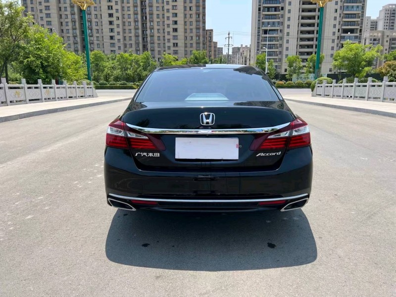 徐州18年本田雅阁5