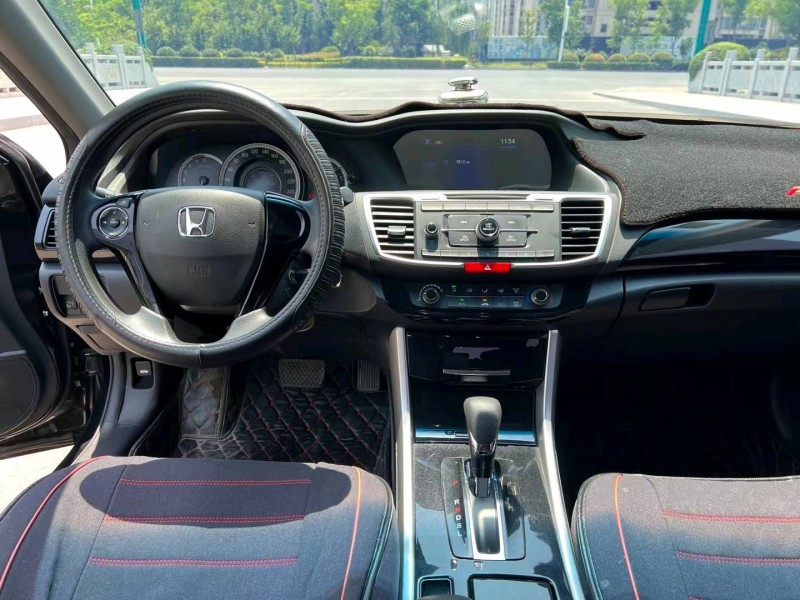 徐州18年本田雅阁8