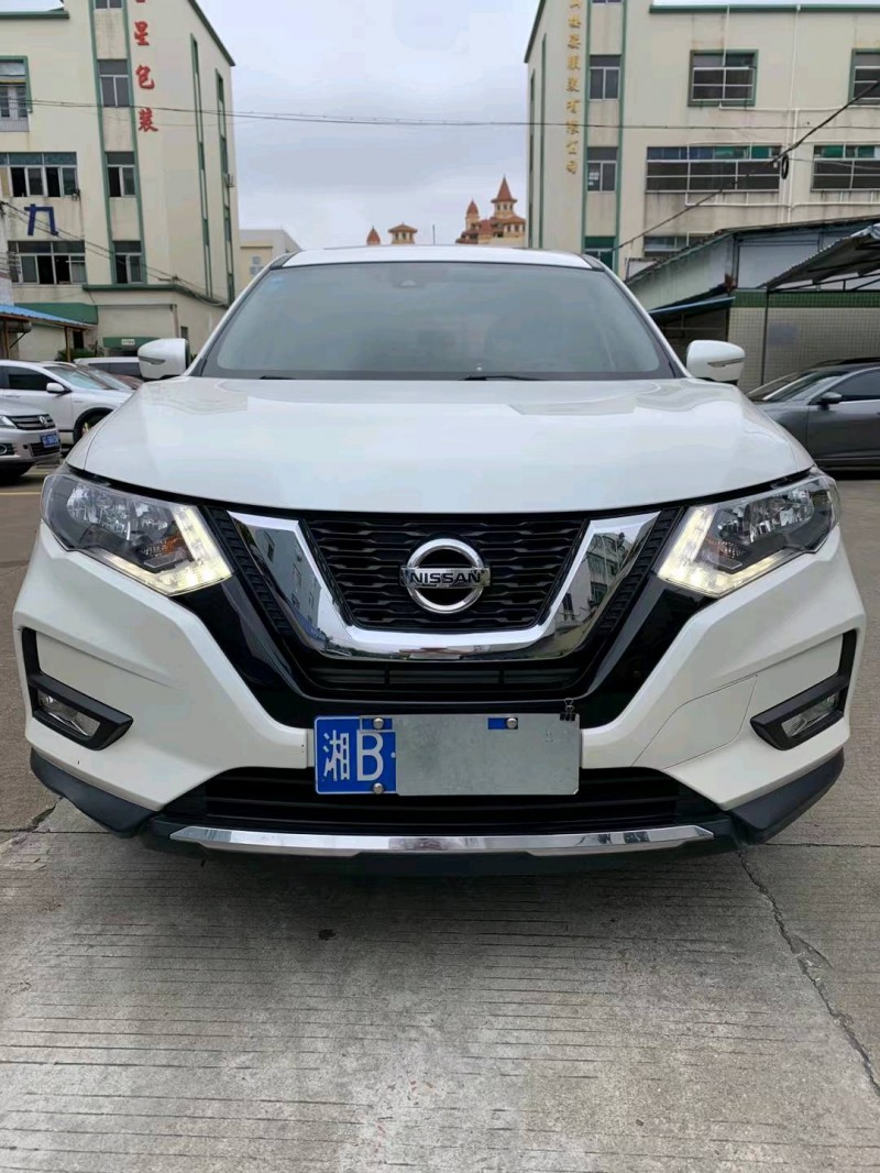 中山19年日產奇駿1