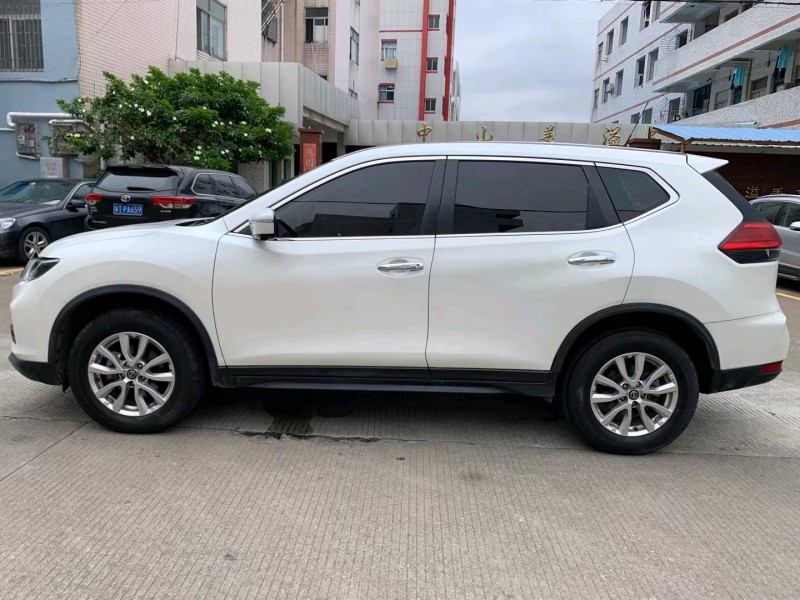 中山19年日產奇駿3