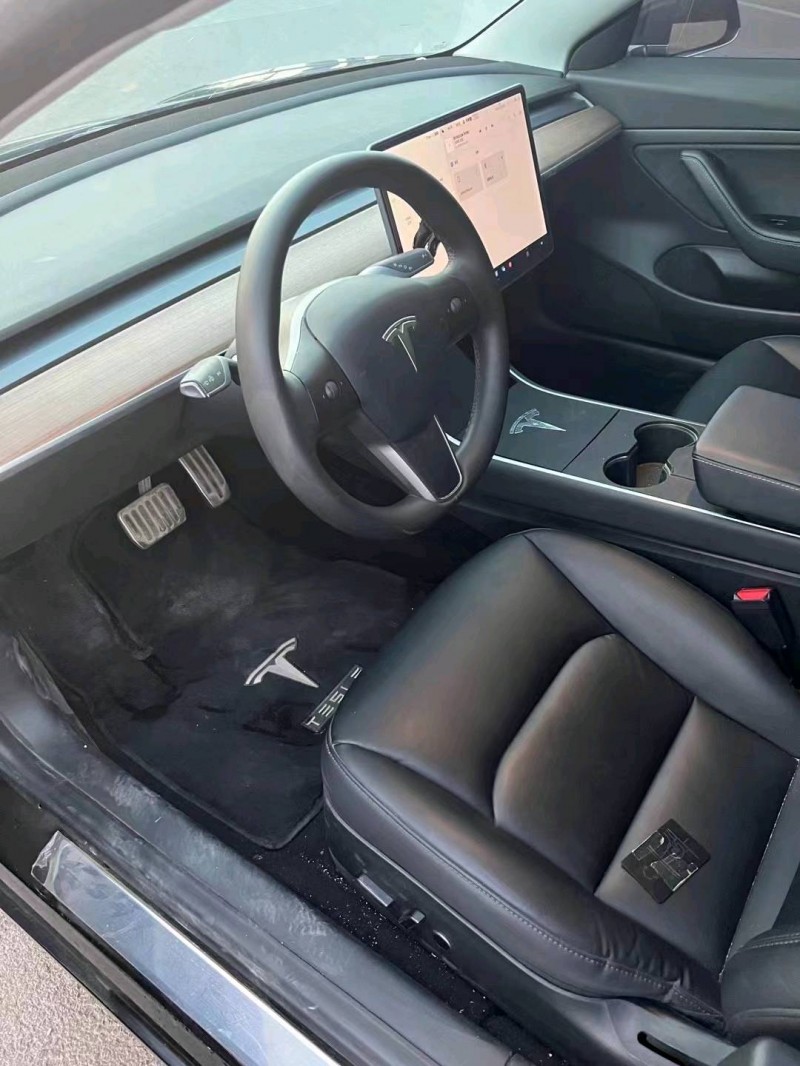 鶴壁20年特斯拉MODEL 36