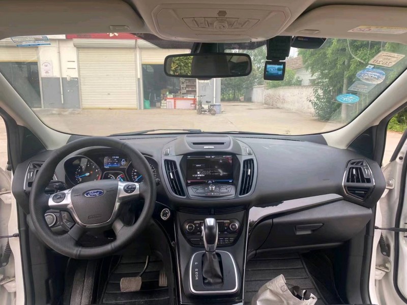 徐州16年福特翼虎5