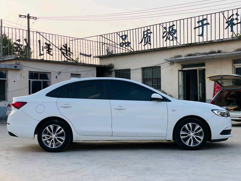 徐州18年别克英朗9