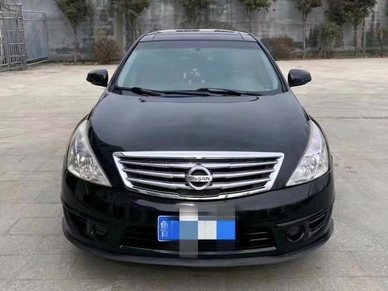 青島10年日產天籟1