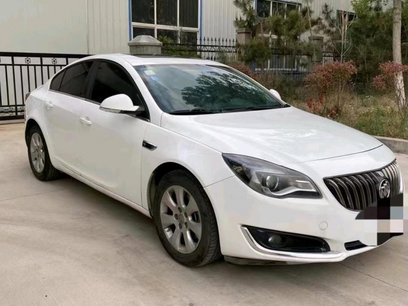 青岛16年别克君威5