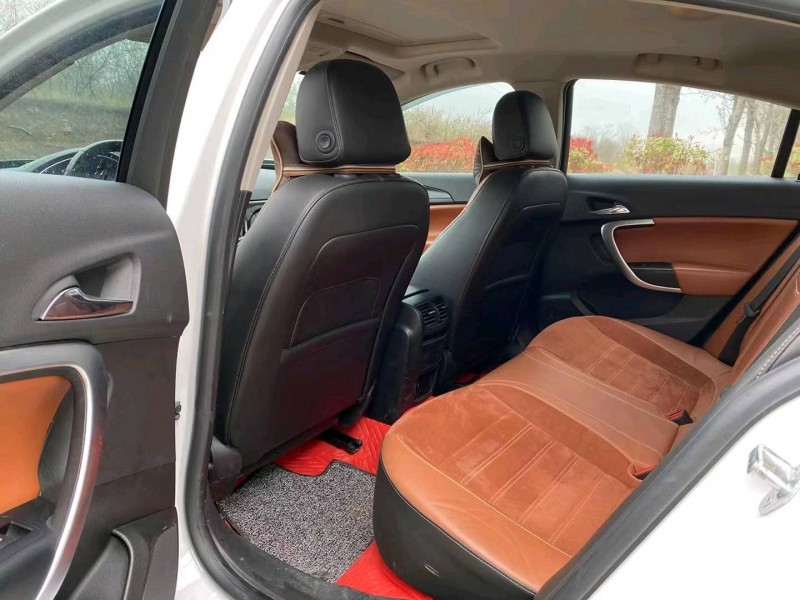 青岛17年别克君威5