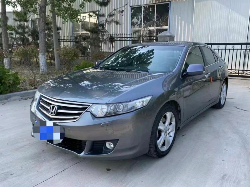 青岛11年本田思铂睿3