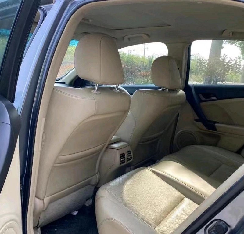 青岛11年本田思铂睿5