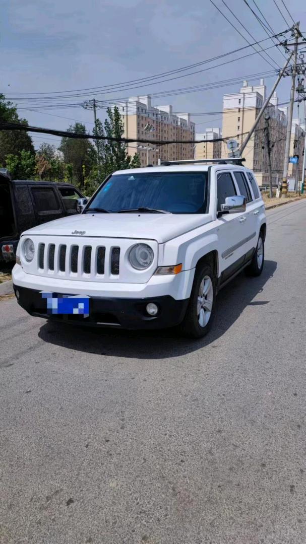 煙臺14年Jeep自由客2