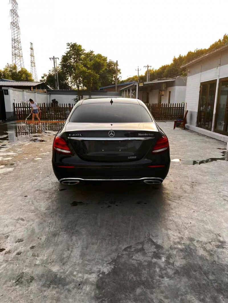 烟台18年奔驰E9