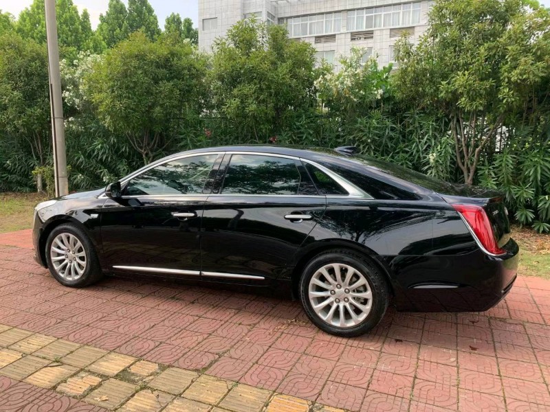 銅陵18年凱迪拉克XTS8