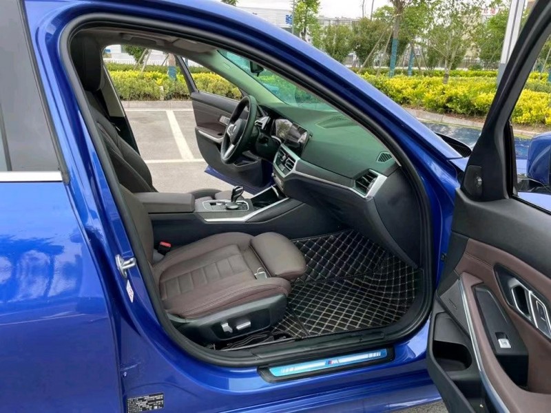 盐城19年宝马3系6