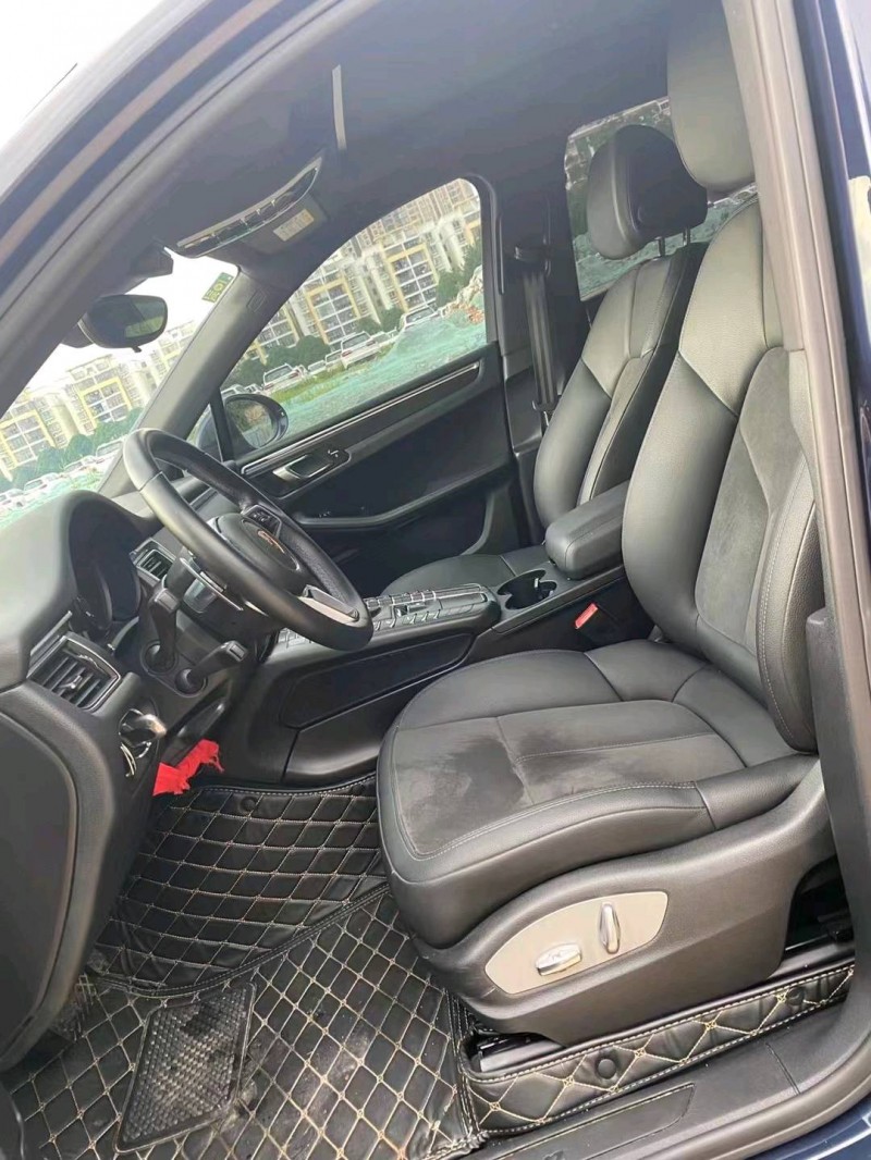 欽州18年保時捷Macan4