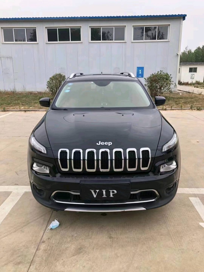 南通17年Jeep自由光1