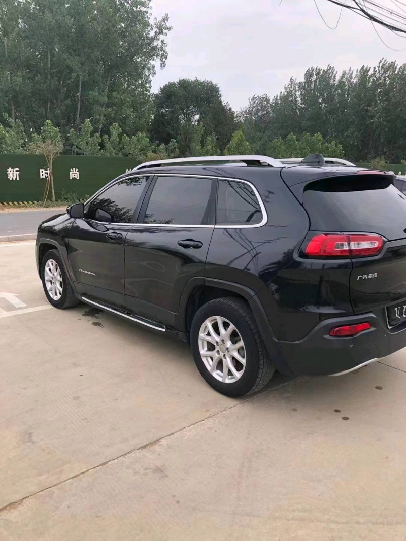 南通17年Jeep自由光8