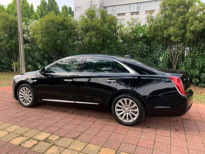 銅陵18年凱迪拉克XTS9