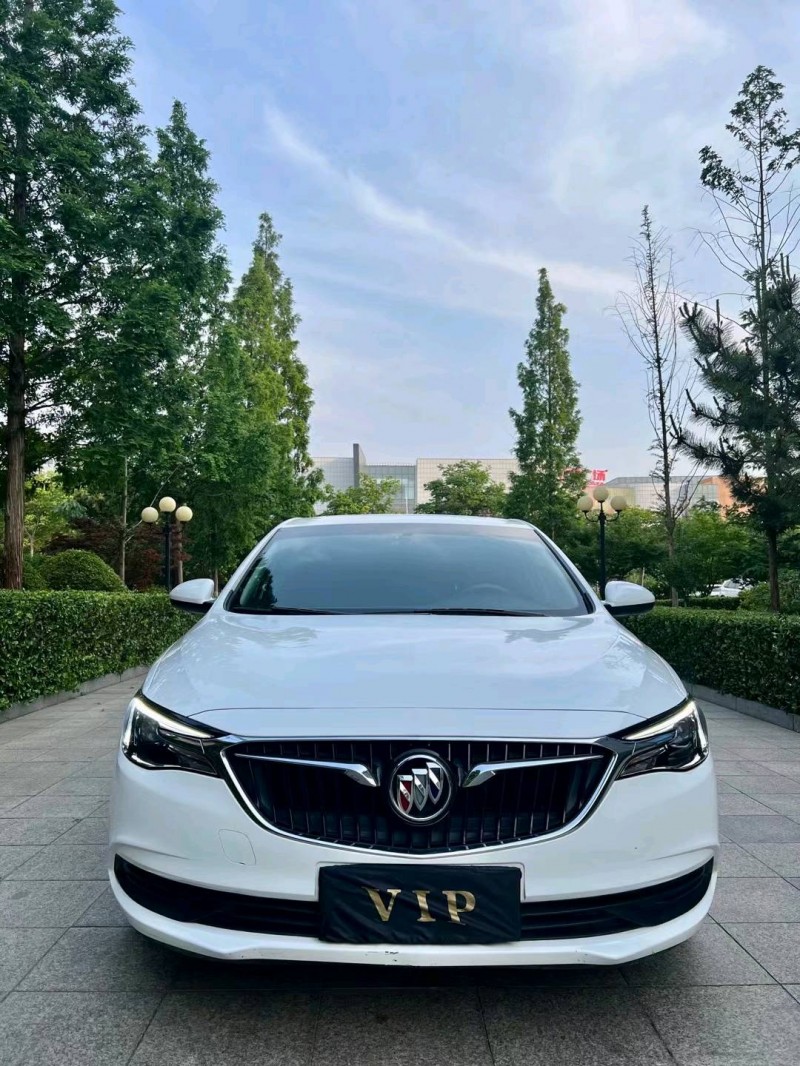 烟台21年别克英朗1