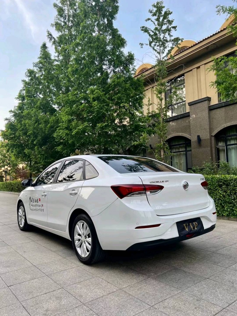 烟台21年别克英朗6