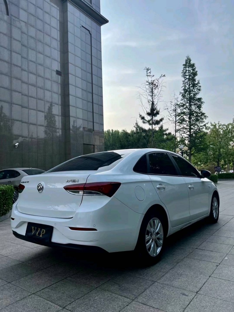 烟台21年别克英朗5