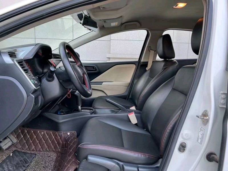 烟台17年本田锋范8