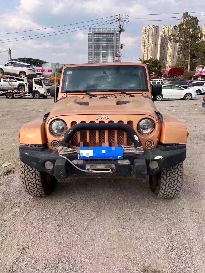 煙臺14年Jeep牧馬人1