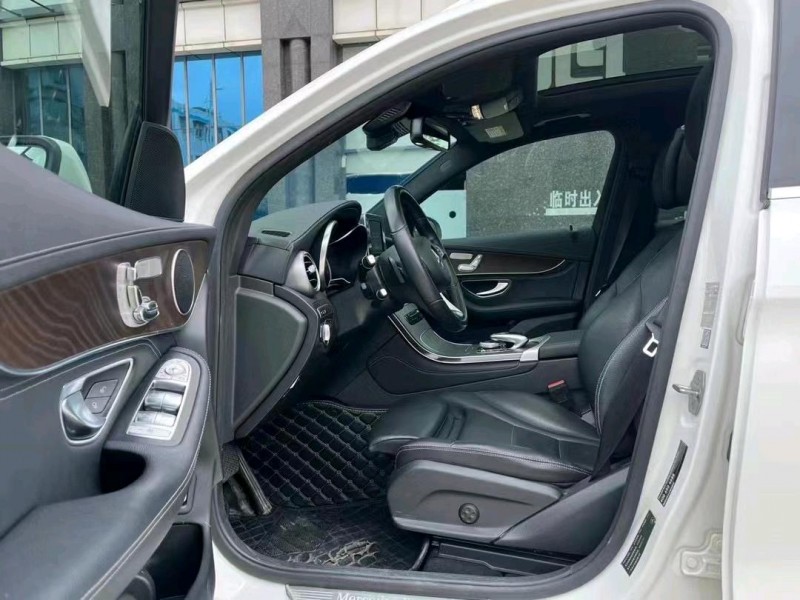 东莞19年奔驰GLC3