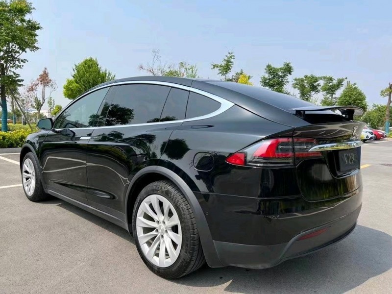 鹽城20年特斯拉MODEL X8