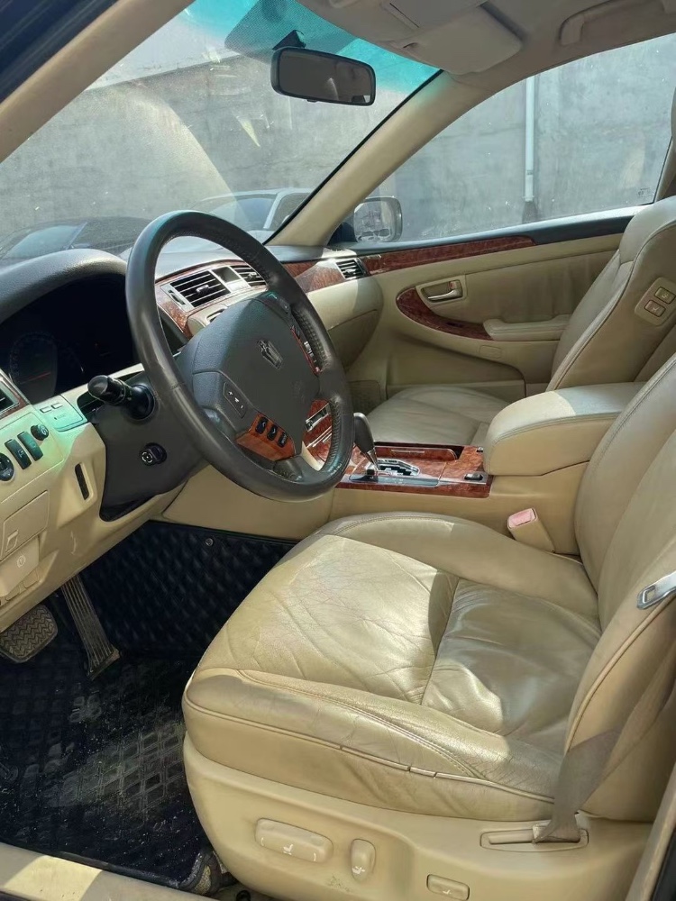 中山08年丰田皇冠3