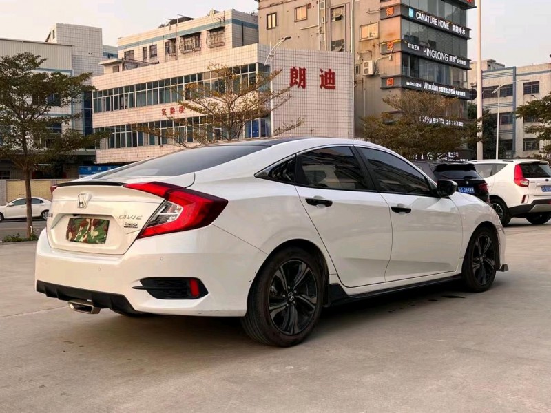 东莞21年本田思域2