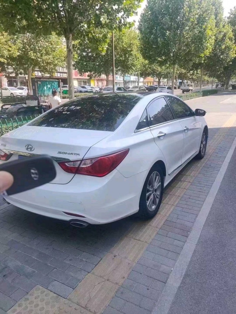 潍坊15年现代索纳塔八3