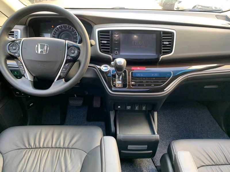 中山21年本田奥德赛8