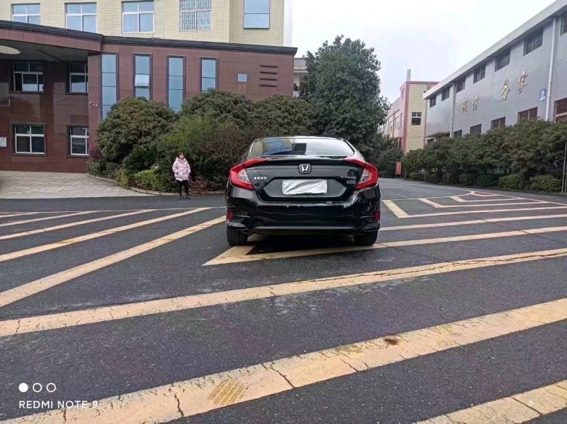 邵阳19年本田思域1