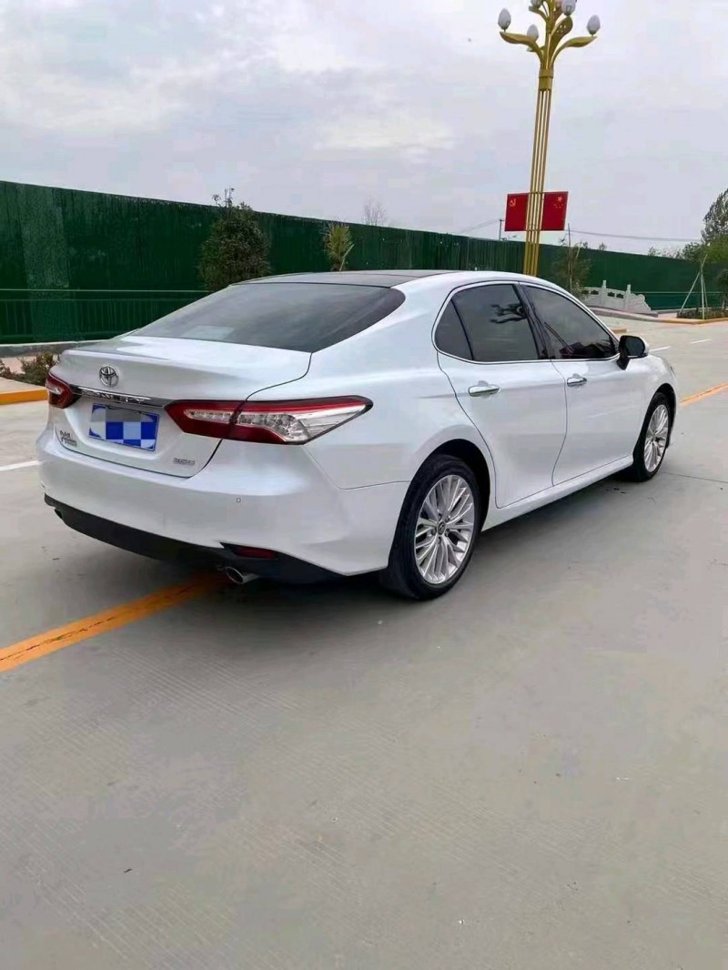 潍坊18年丰田凯美瑞5