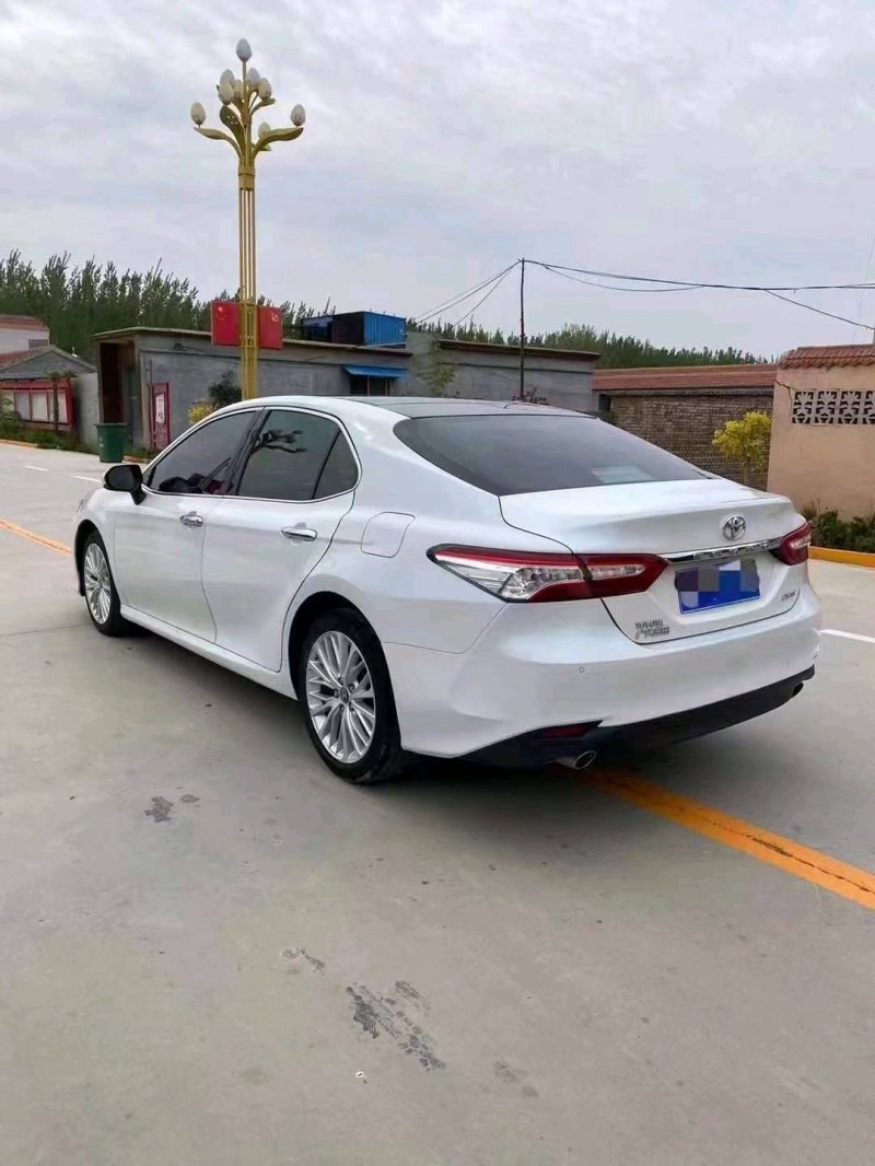 潍坊18年丰田凯美瑞8