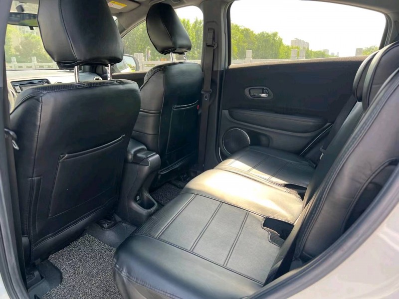 徐州16年本田XR-V9